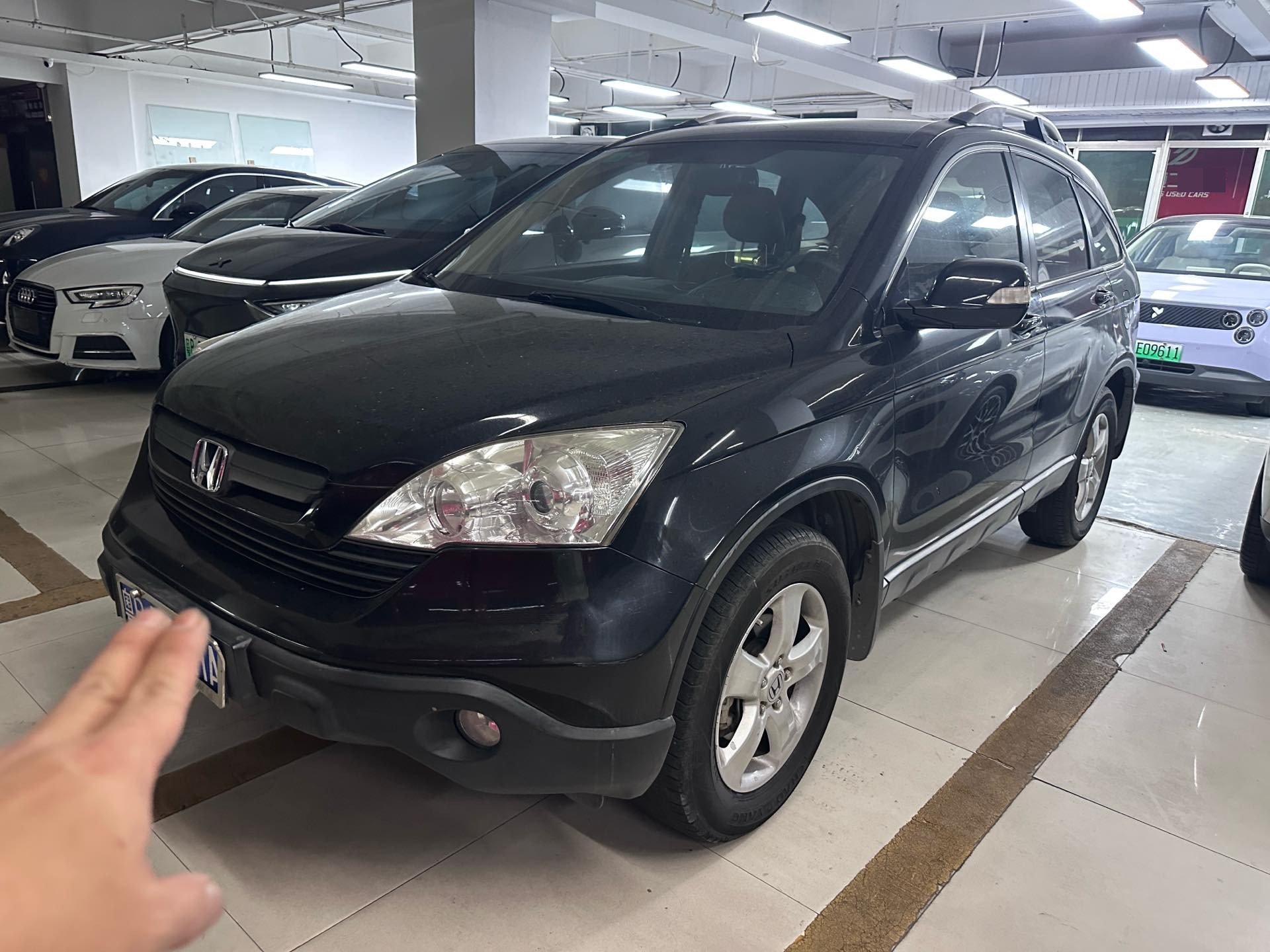 2010 2010 car image