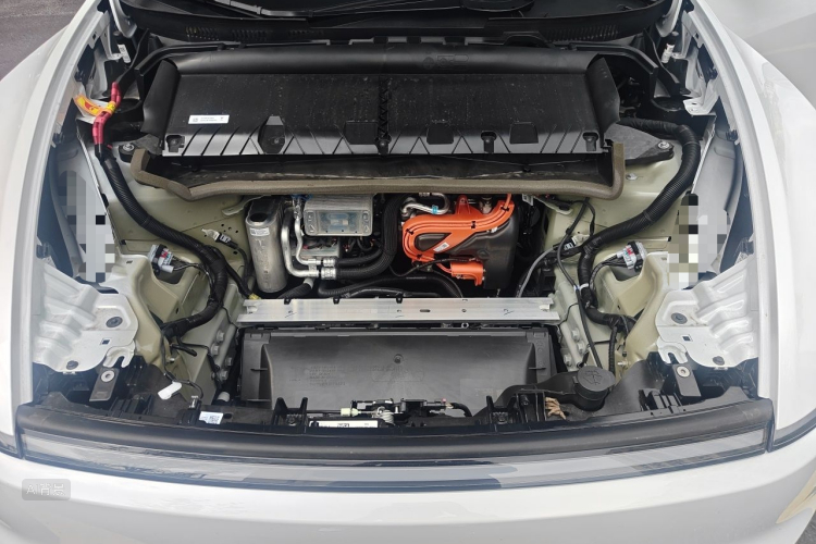 Tesla Model Y 2026 car image #22