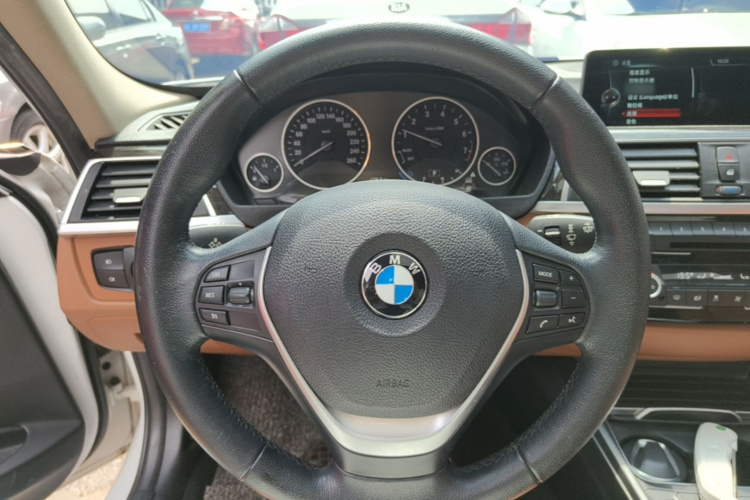 BMW 3 Series 2016 #11 BMW 3 Series 2016 car image #11