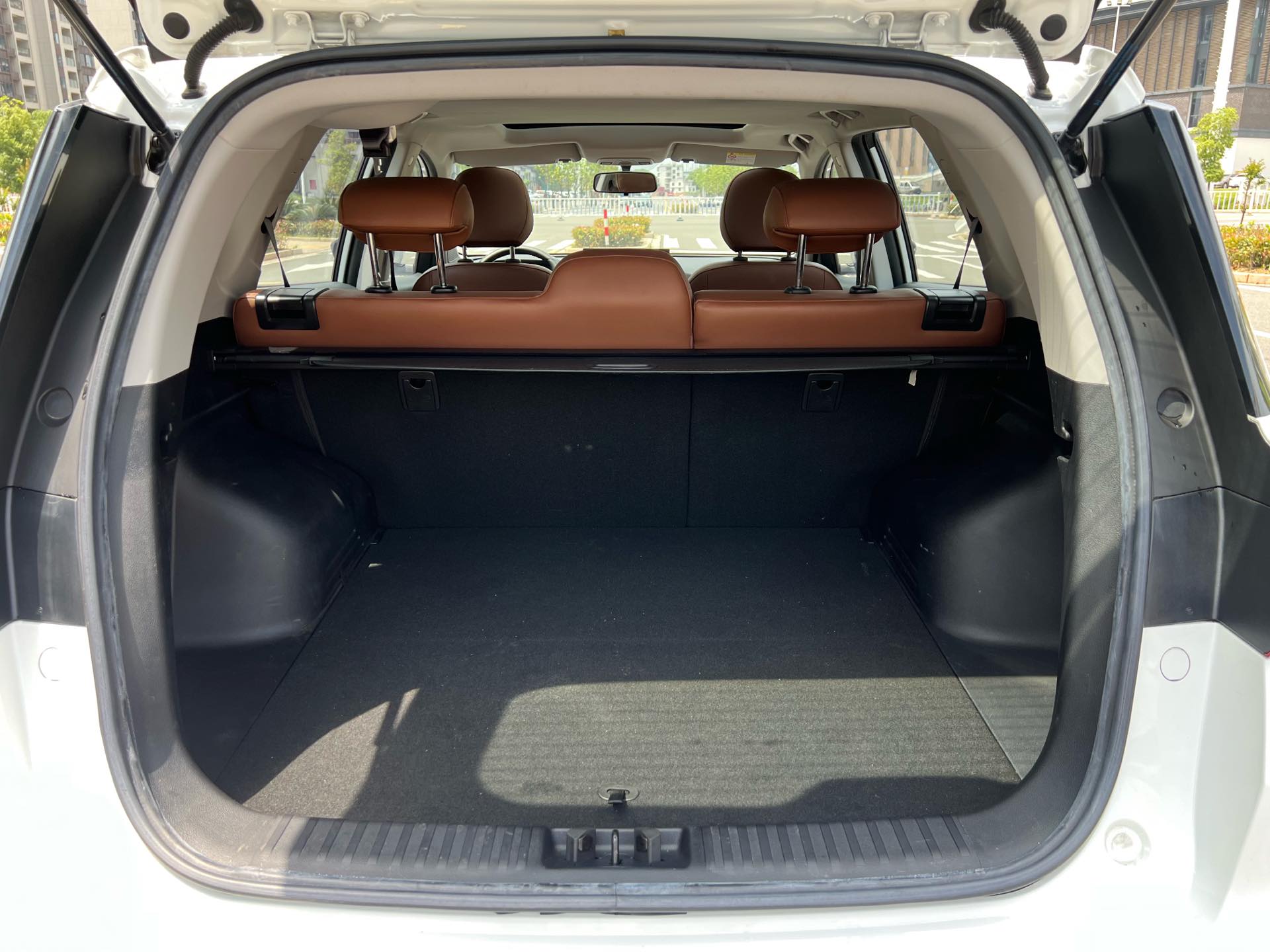 GEELY Vision X6 2022 car image #18