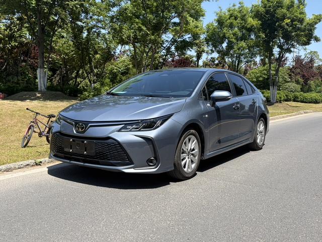 Toyota Corolla 2025 imagen de coche #19
