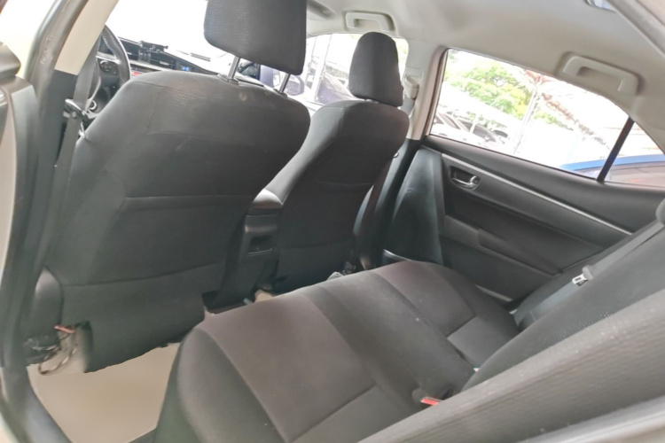 Toyota Corolla 2017 car image #17