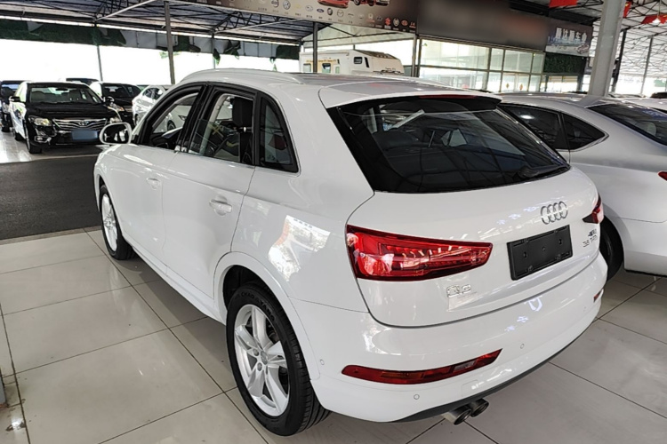 Audi Q3 2016 imagen de coche #5