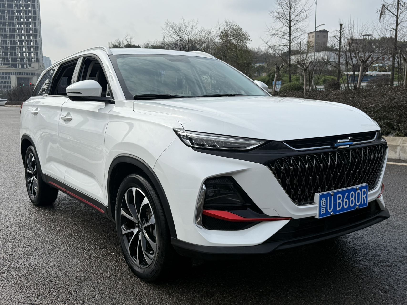 2023 car image #3