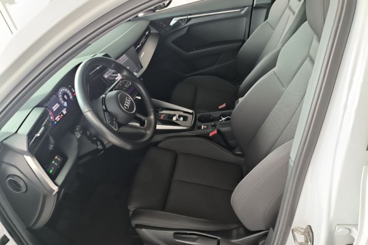 Audi A3 2021 immagine di auto #15