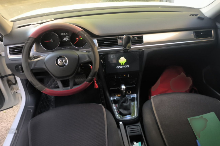 Volkswagen Bora 2021 car image #11