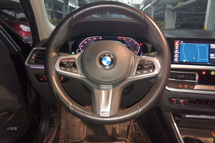 BMW 3 Series 2020 car image #12