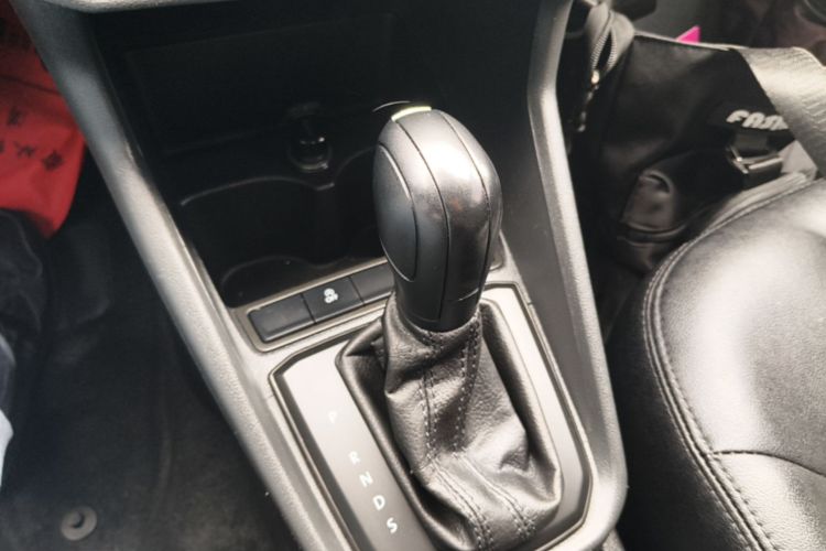 Volkswagen Santana 2020 car image #18