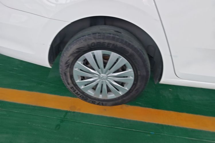 Volkswagen Santana 2022 car image #10