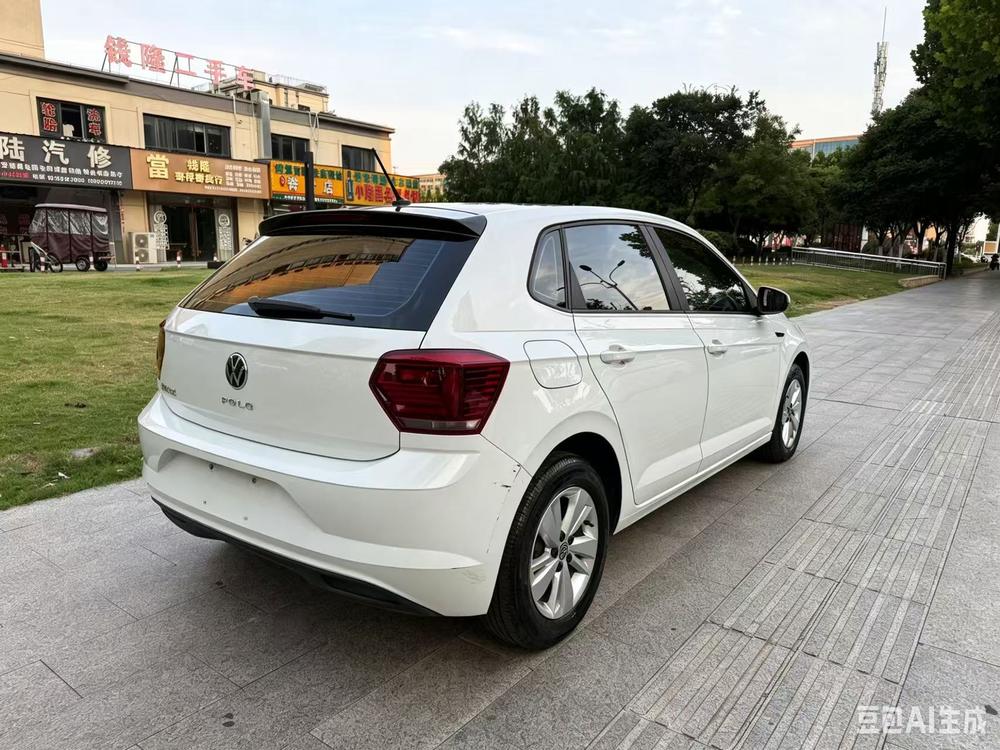 Volkswagen Polo 2023 صورة سيارة #6