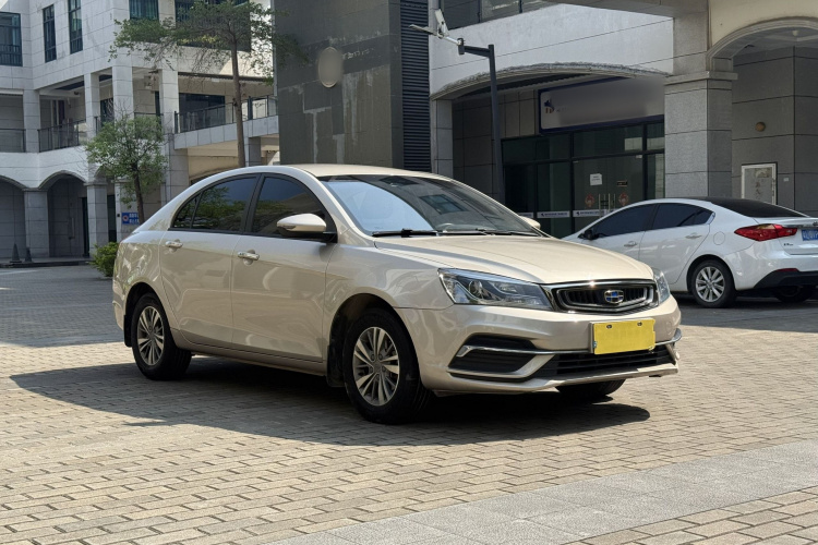 GEELY Emgrand 2019 car image #4