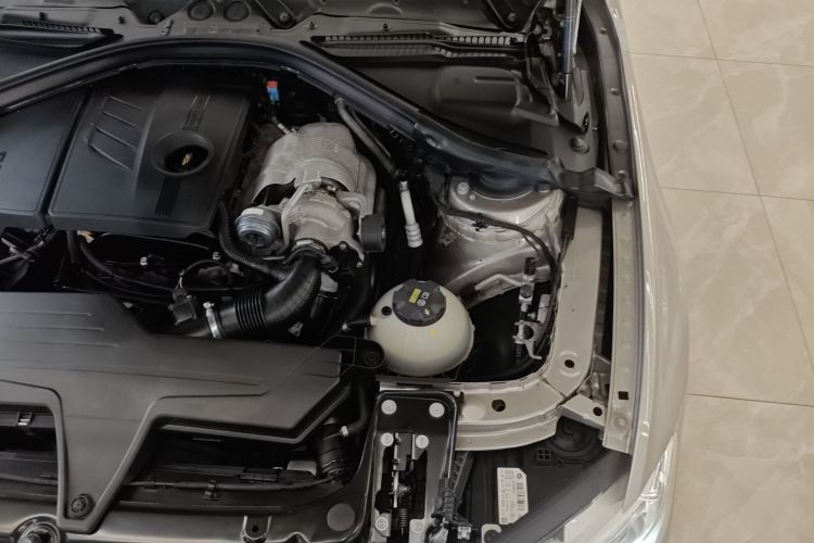 BMW 3 Series 2016 imagen de coche #24