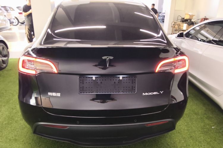 Tesla Model Y 2023 #6 Tesla Model Y 2023 изображение автомобиля #6
