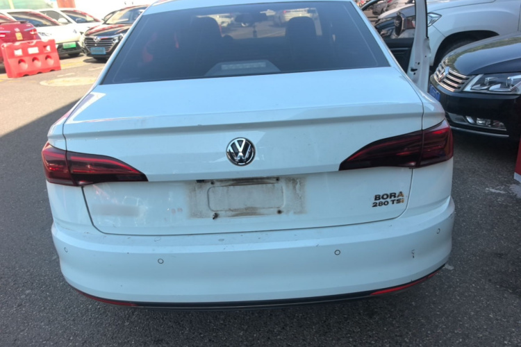 Volkswagen Bora 2019 صورة سيارة #6