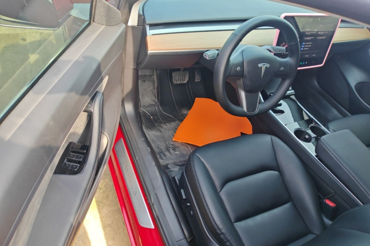 Tesla Model 3 2020 #16 Tesla Model 3 2020 car image #16