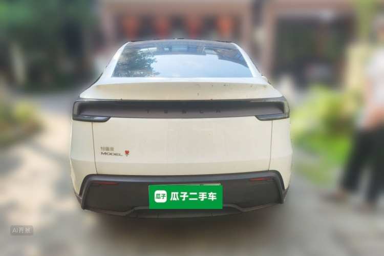 Tesla Model Y 2026 #6 Tesla Model Y 2026 car image #6