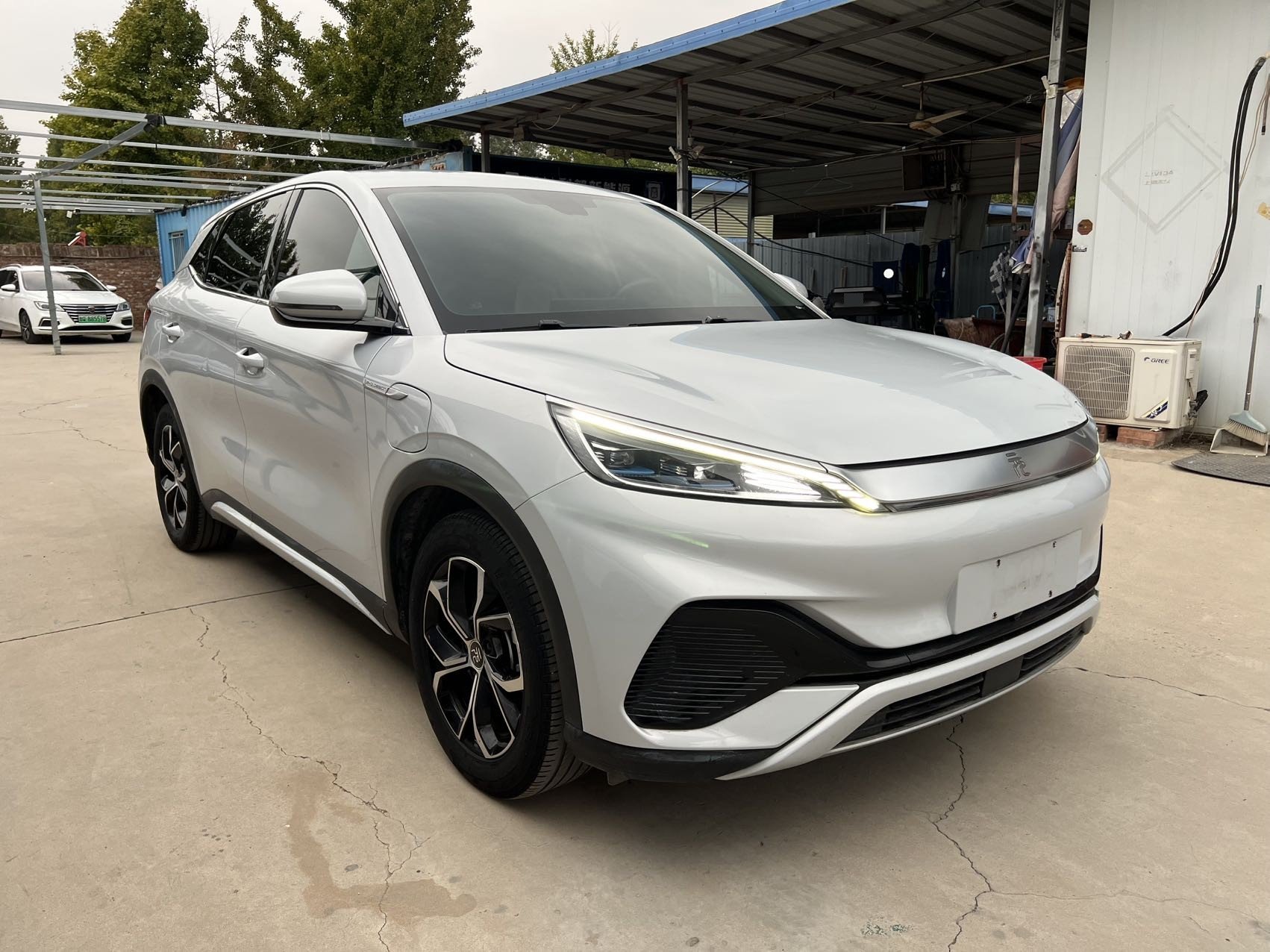 BYD Yuan Plus 2023 immagine di auto #3