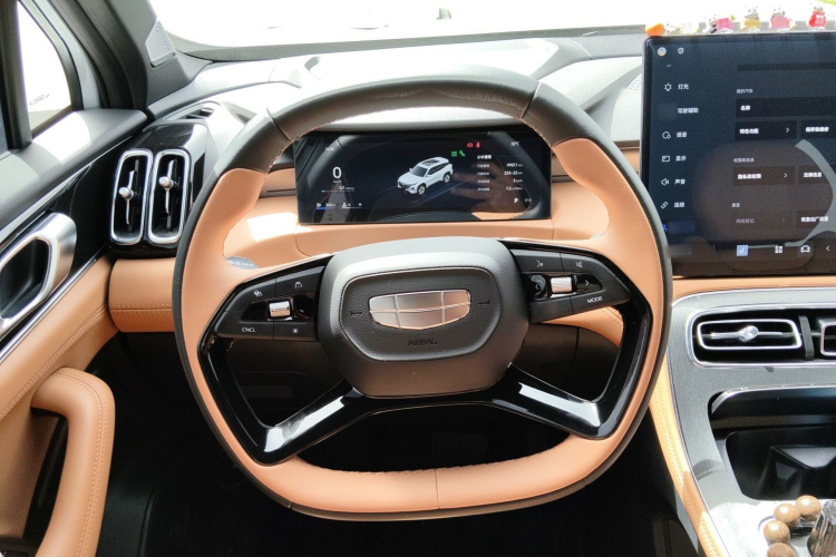 GEELY Boyue L 2025 صورة سيارة #15