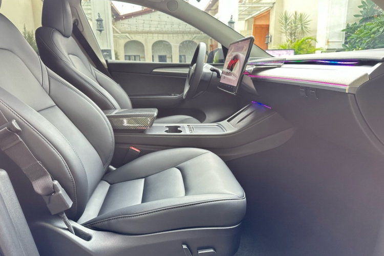 Tesla Model Y 2023 #16 Tesla Model Y 2023 immagine di auto #16