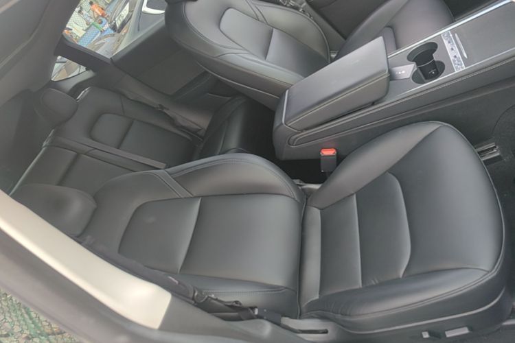 Tesla Model Y 2022 #25 Tesla Model Y 2022 car image #25