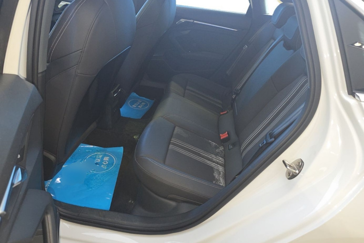 Audi A3 2024 car image #19