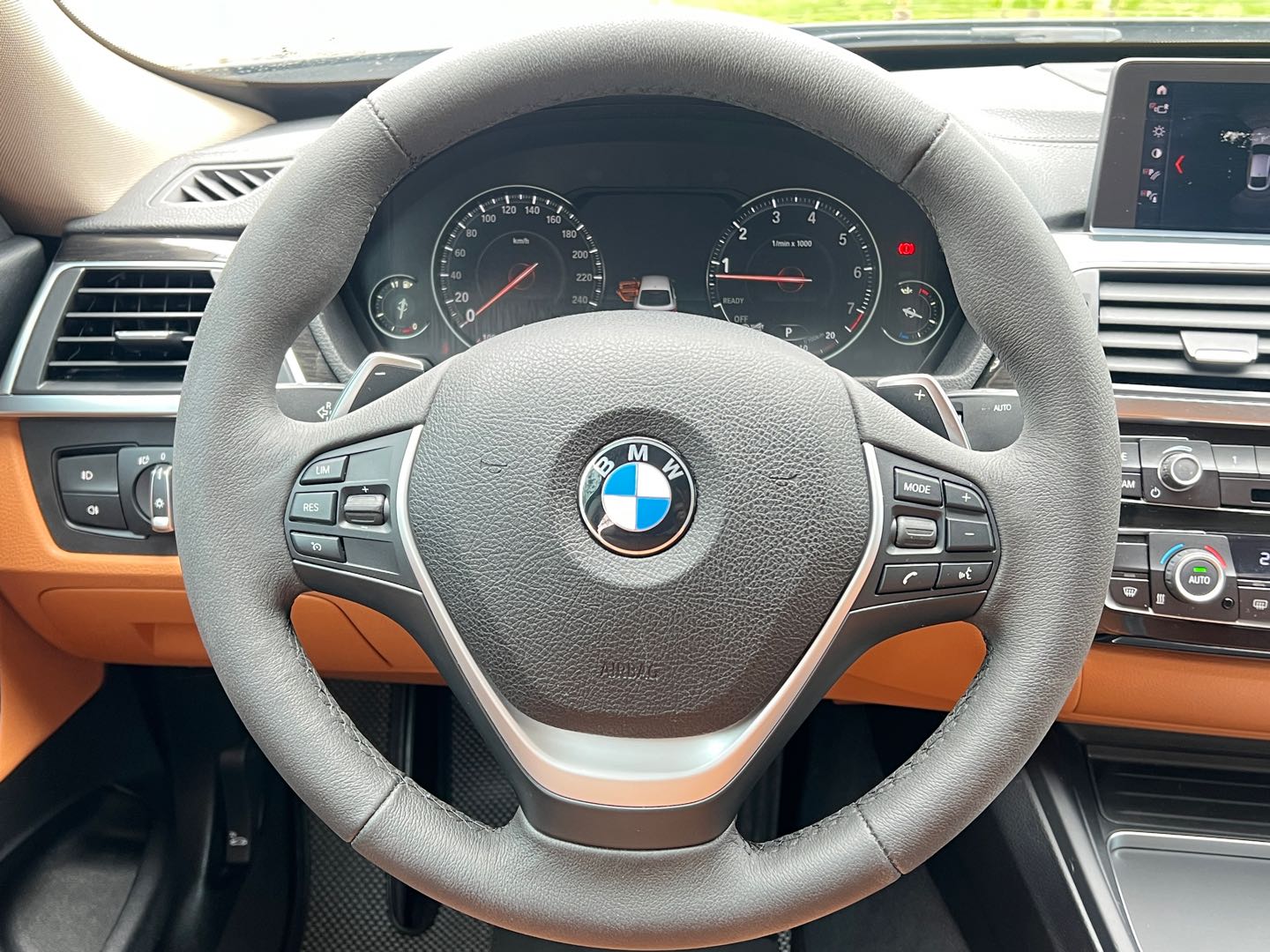 BMW 3 Series GT 2019 #10 BMW 3 Series GT 2019 car image #10