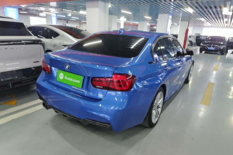 BMW 3 Series 2019 car image #7