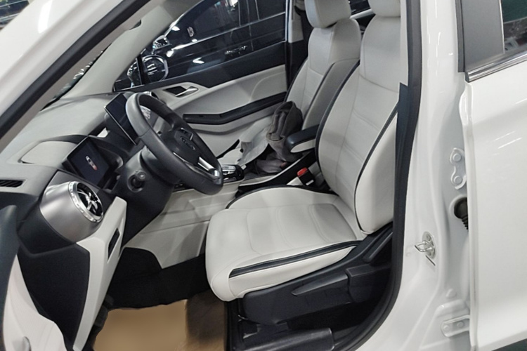 BYD Yuan Pro 2021 #15 BYD Yuan Pro 2021 car image #15