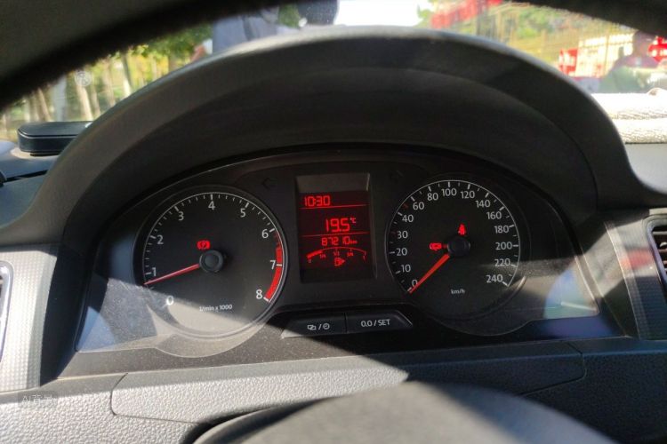 Volkswagen Santana 2016 #13 Volkswagen Santana 2016 car image #13
