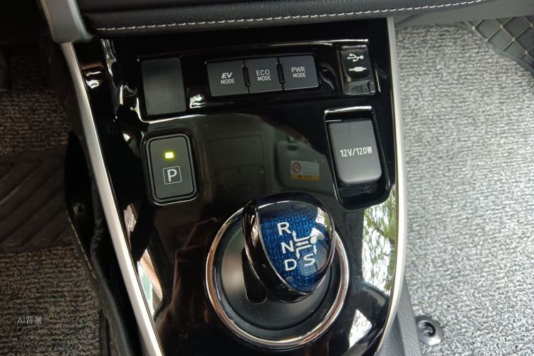 Toyota Corolla 2018 #16 Toyota Corolla 2018 car image #16
