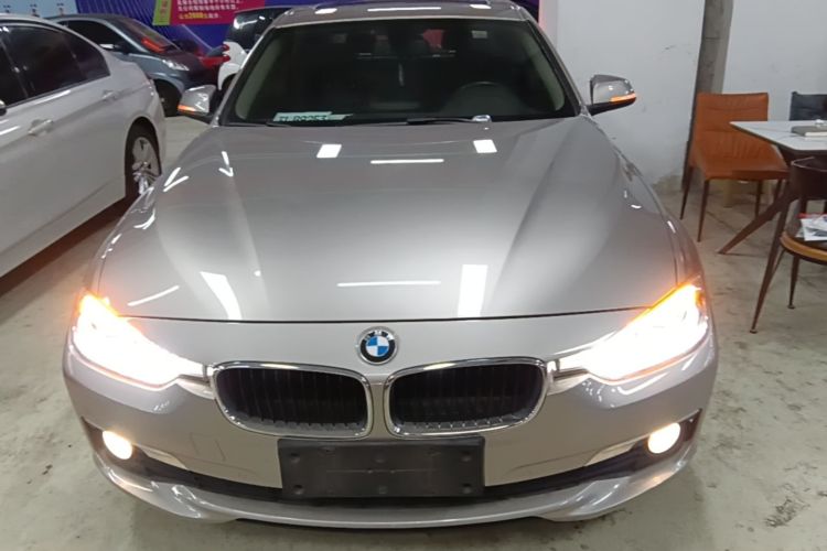 BMW 3 Series 2017 #3 BMW 3 Series 2017 car image #3