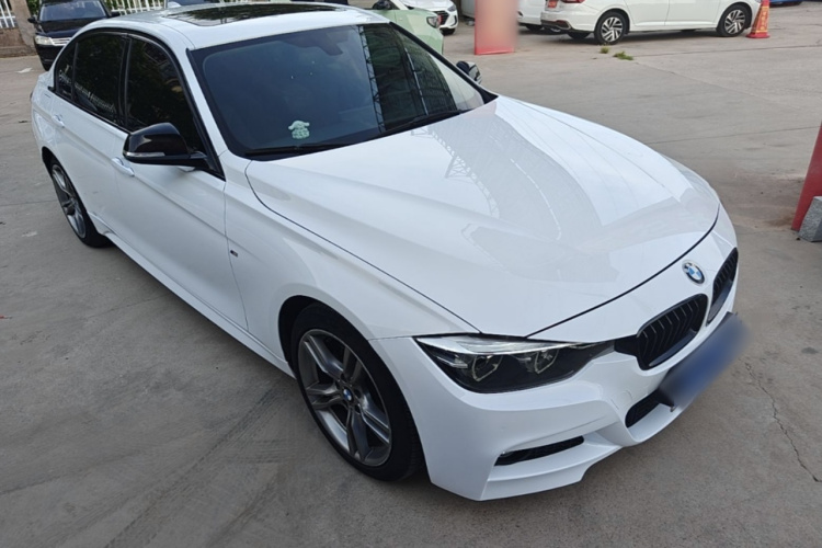 BMW 3 Series 2019 #6 BMW 3 Series 2019 car image #6