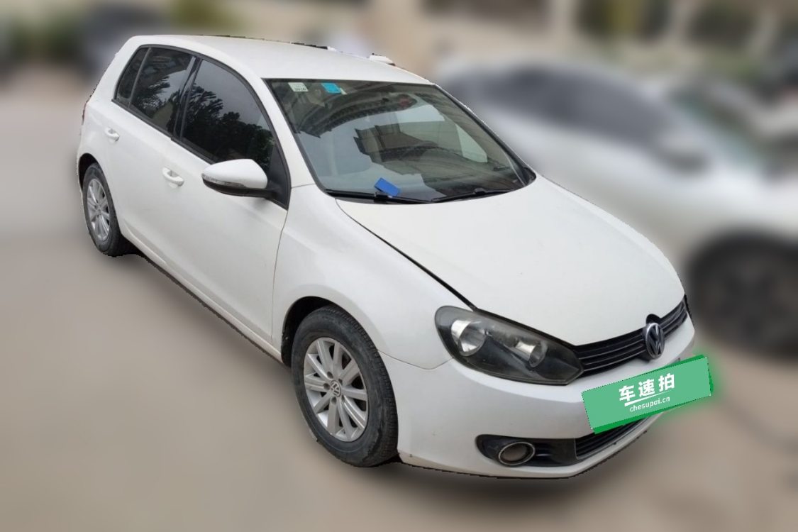 Volkswagen Golf 2013 car image #2