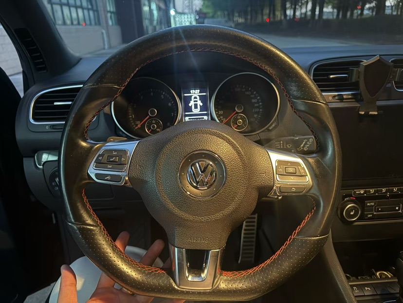 Volkswagen GolfGTI 2013 صورة سيارة #6