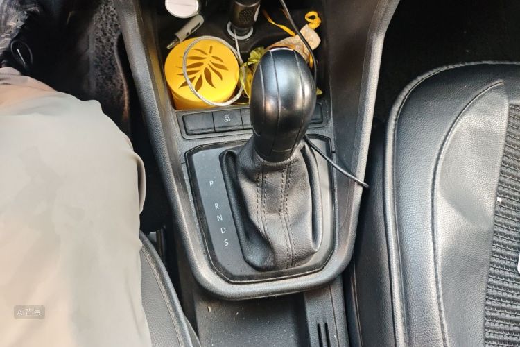 Volkswagen Santana 2020 car image #16