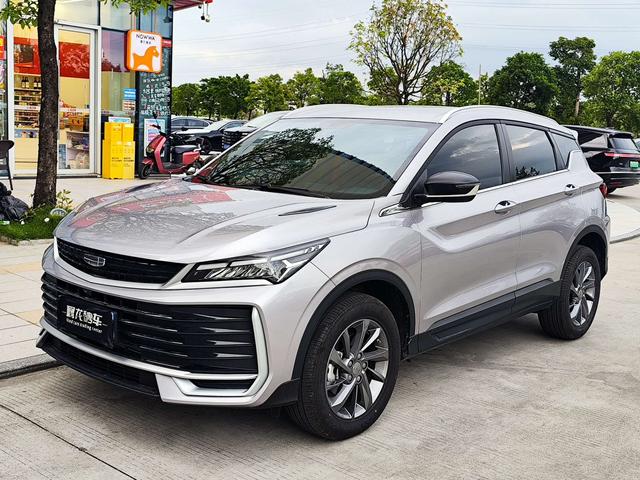 GEELY Coolray 2026 car image #10