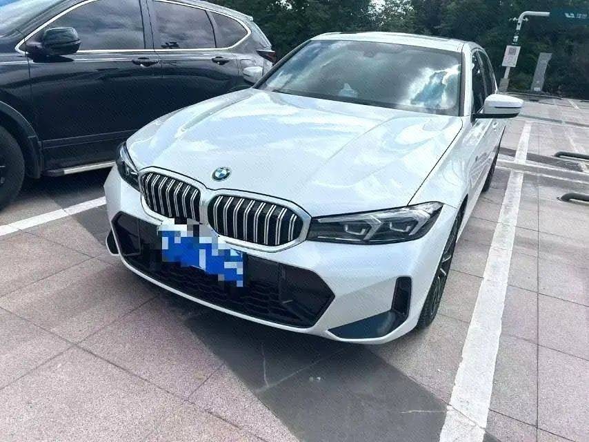 BMW 3 Series 2022 car image 