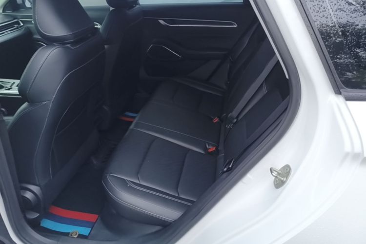 GEELY Emgrand 2023 #13 GEELY Emgrand 2023 car image #13