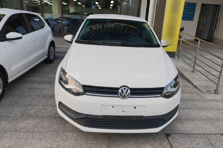 Volkswagen Polo 2019 car image #3