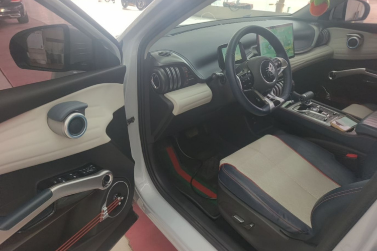 BYD Yuan Plus 2023 #16 BYD Yuan Plus 2023 car image #16