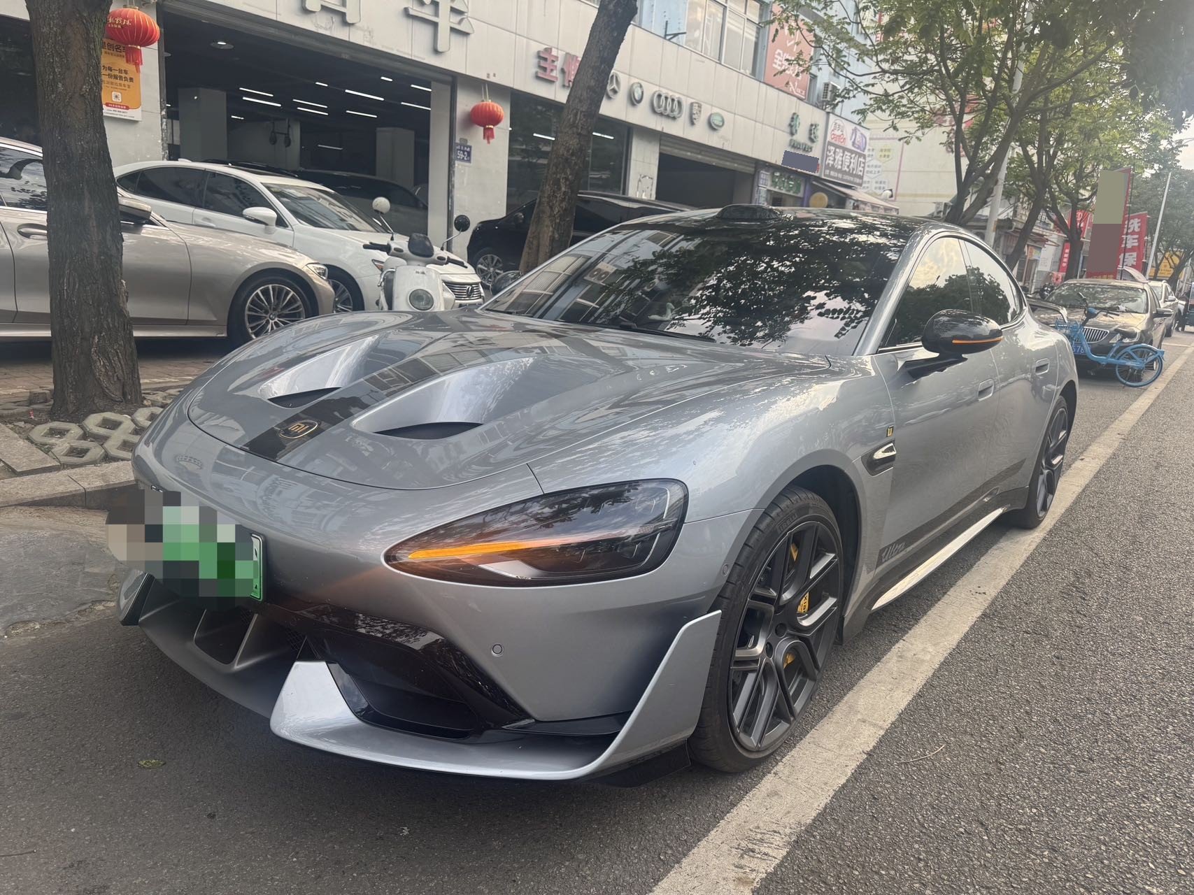 MI SU7 Ultra 2025 car image 