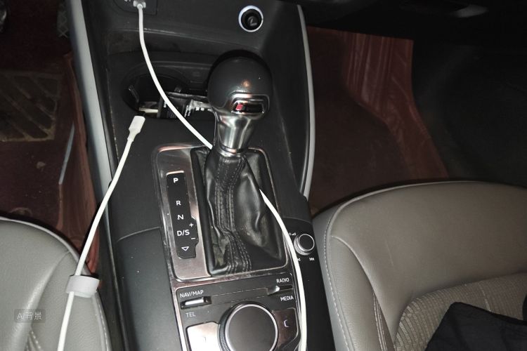 Audi A3 2019 car image #16