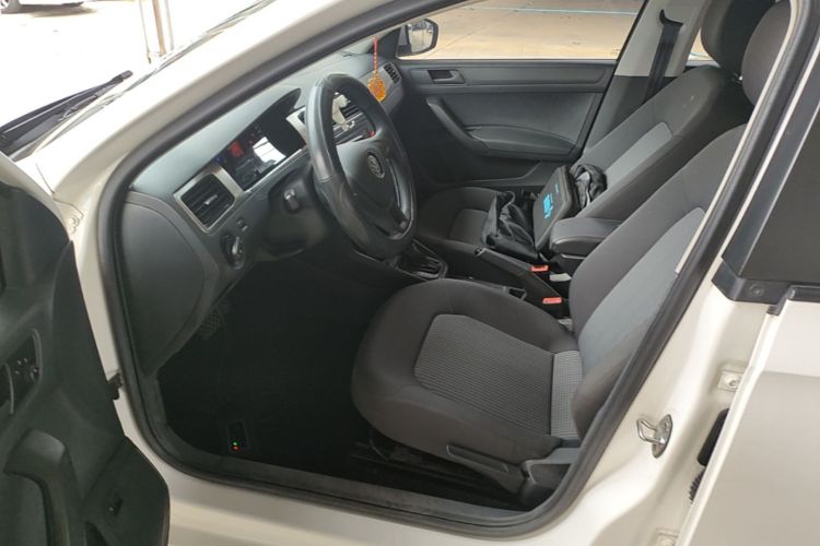 Volkswagen Santana 2020 car image #15
