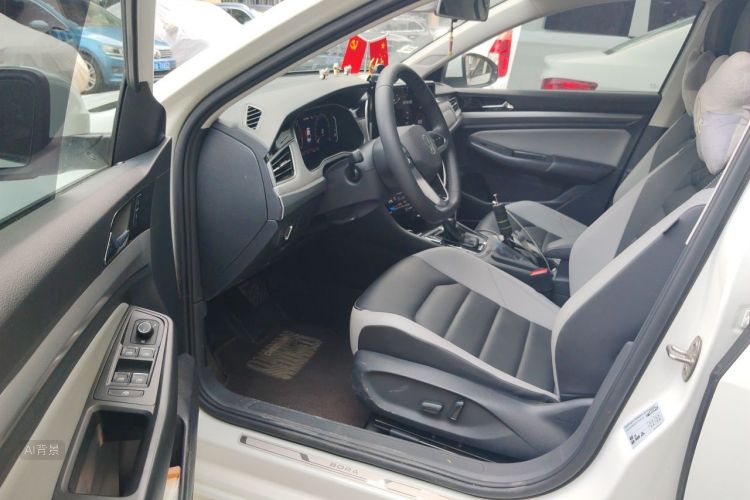 Volkswagen Bora 2023 car image #18