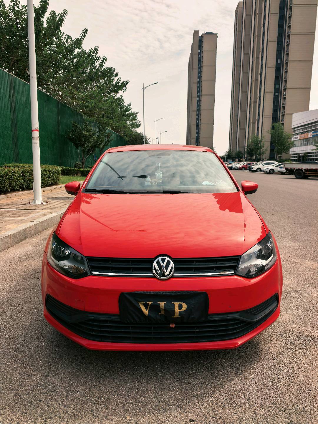 Volkswagen Polo 2018 car image #2