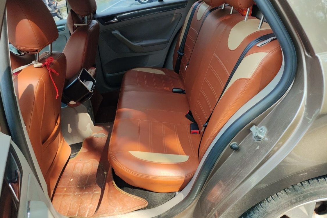 Volkswagen Bora 2015 car image #19