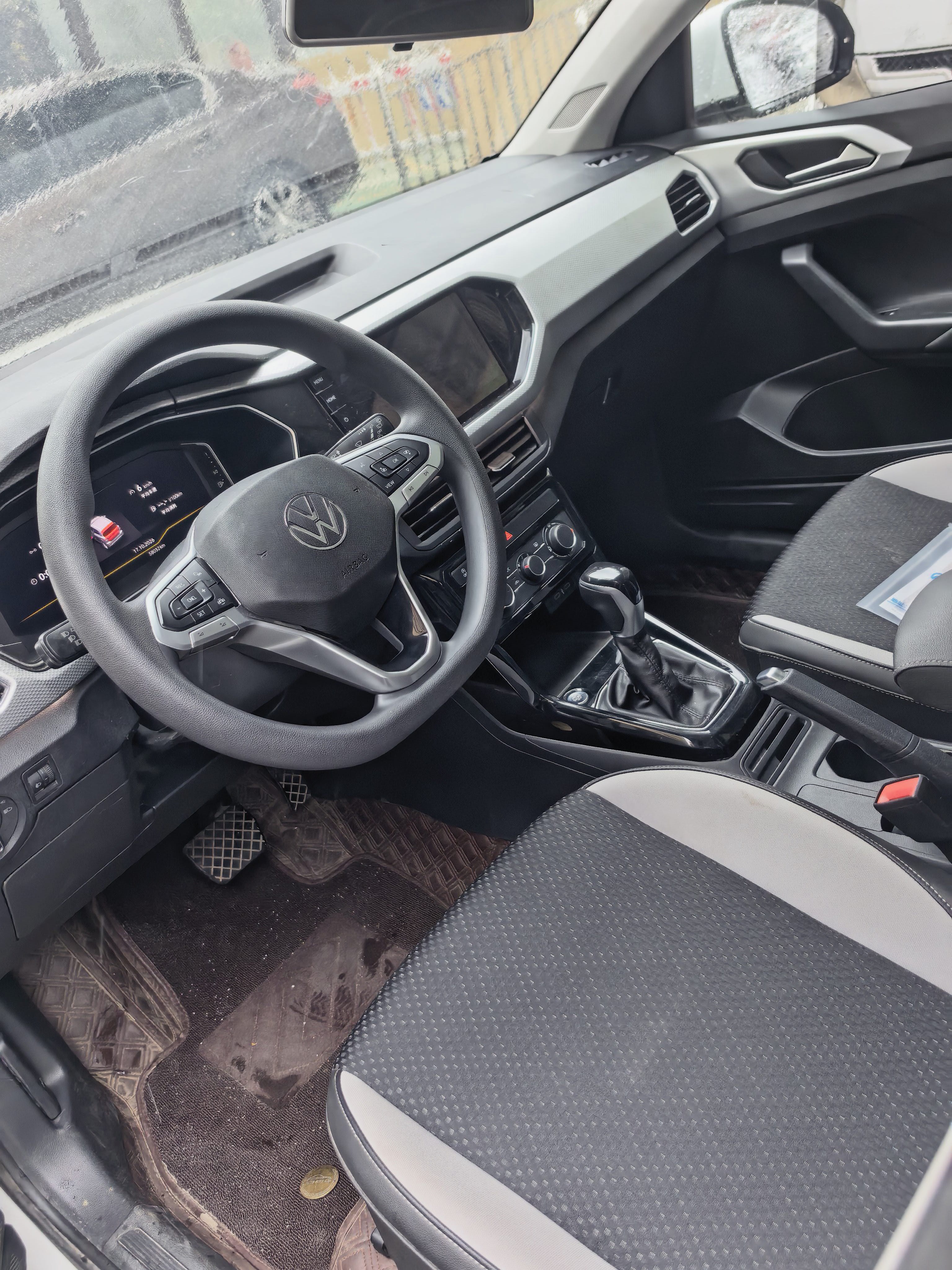 Volkswagen Tacqua 2021 immagine di auto #9