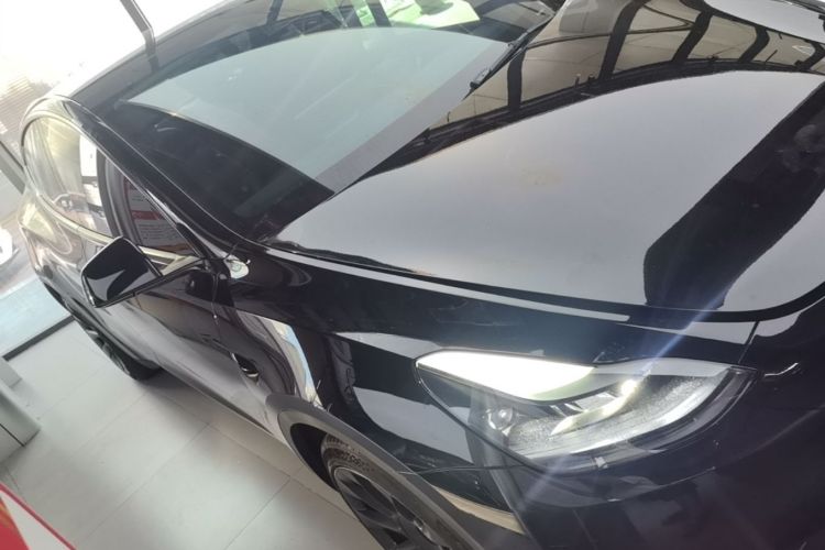 Tesla Model Y 2023 #4 Tesla Model Y 2023 car image #4