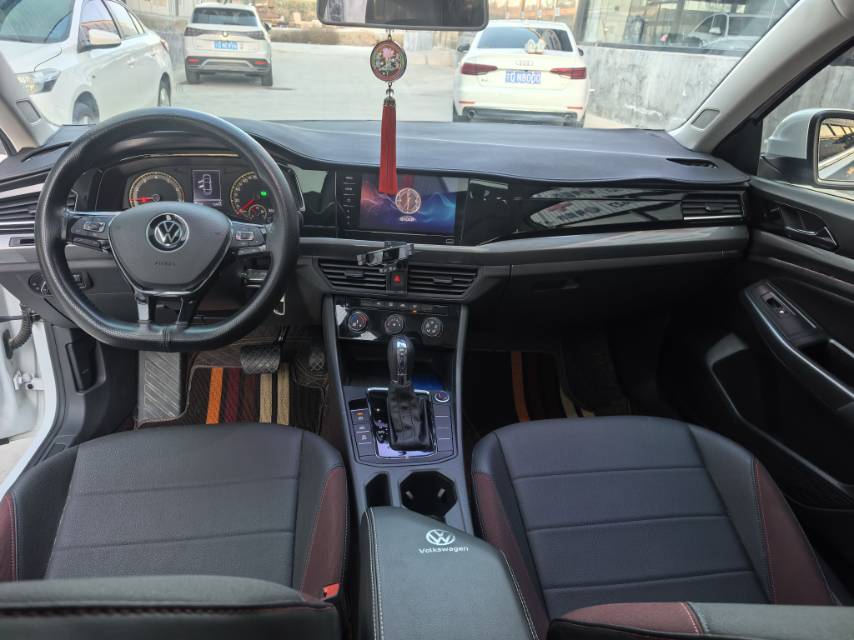 Volkswagen Bora 2022 car image #6