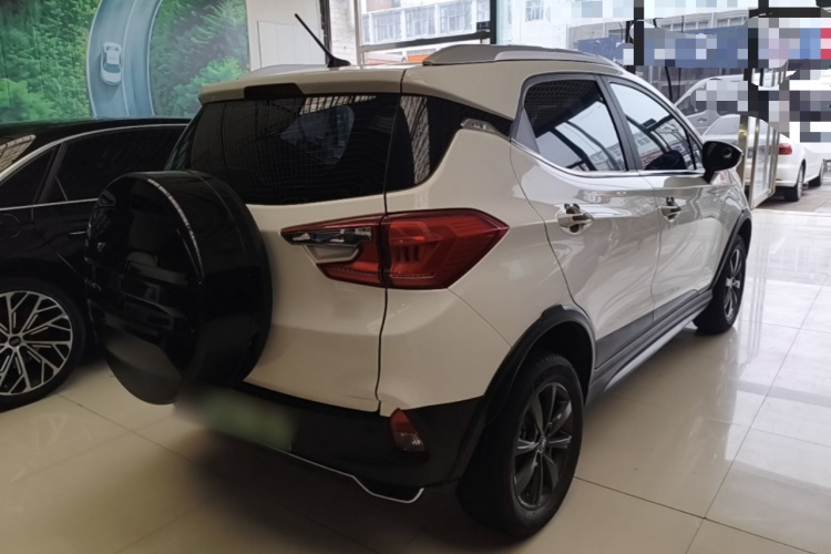 BYD Yuan New Energy 2020 #7 BYD Yuan New Energy 2020 car image #7